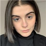 Profesora de historia del arte, fundamentos del arte e incluso historia a todas las edades